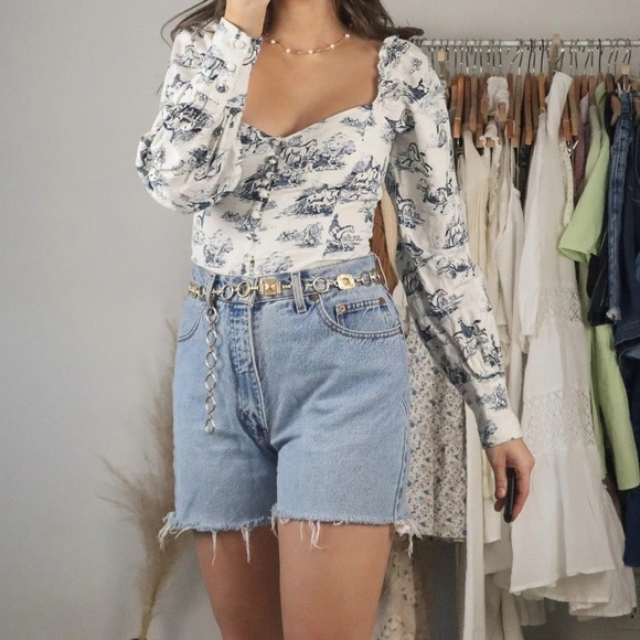 Reformation Hogan Top Size 2 Linen‎ Blouse Toile Horse Print - Picture 15 of 17